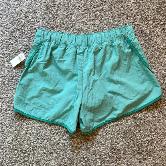 Old Navy Shorts - Picture 5 of 5